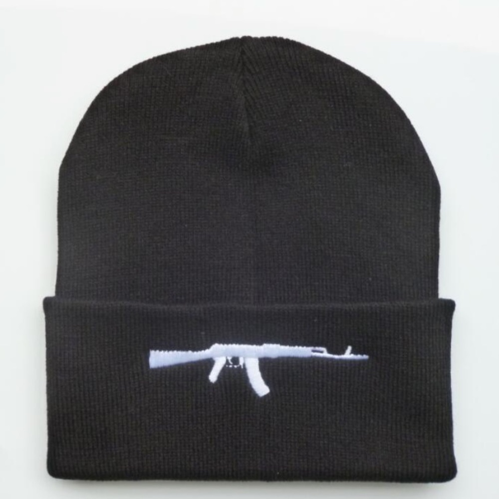 Unisex “Uzi” Skully.